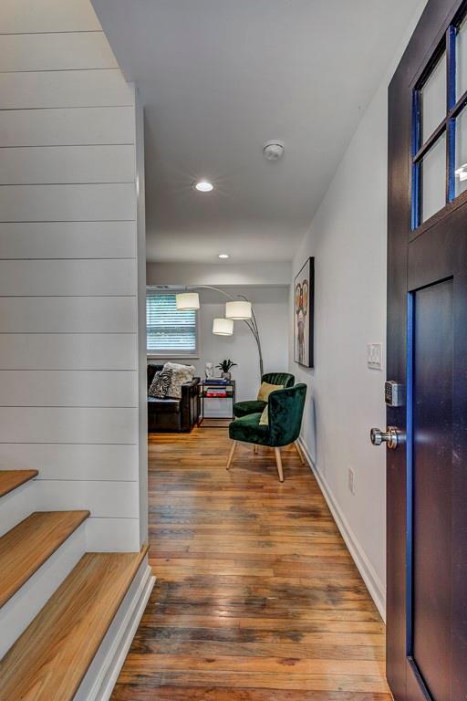 Building Photo - 301 Glen Iris Dr NE