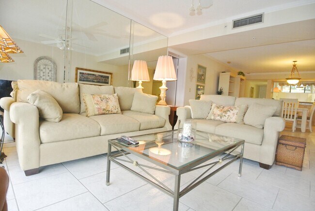 Foto del edificio - 2201 Marina Isle Way