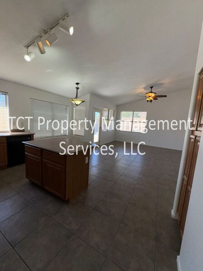 Foto del edificio - Spacious Move-In Ready Family Home in Mesq...