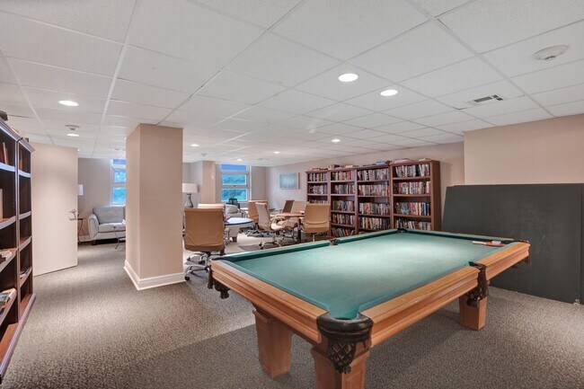 Foto del edificio - 531 N Ocean Blvd
