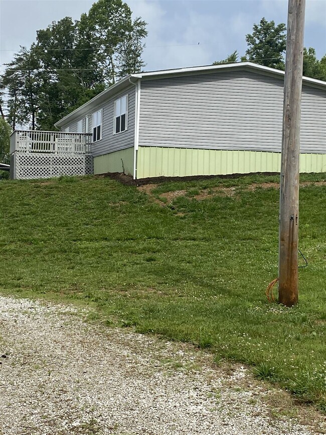 Building Photo - 4 br, 2 bath Mobile Home - 1438 Kentucky H...