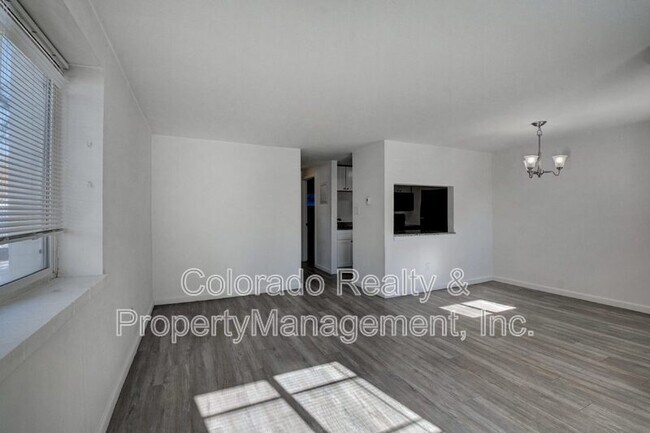 Foto del edificio - 1270 Wolff St