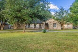 Building Photo - 19435 Haude Rd