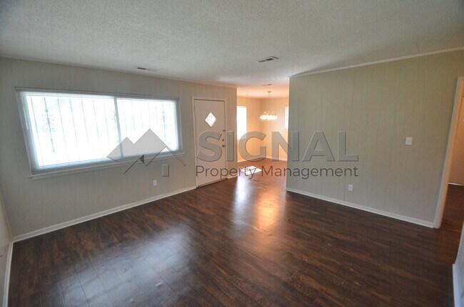 Building Photo - 3468 33rd St N