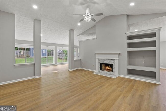 Building Photo - 4680 Sterling Oaks Ct