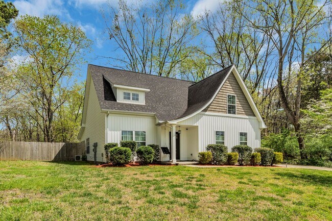 Building Photo - 399 FANTASY LN (FOR RENT)