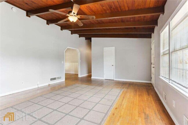 Building Photo - 329 N Coleman Rd