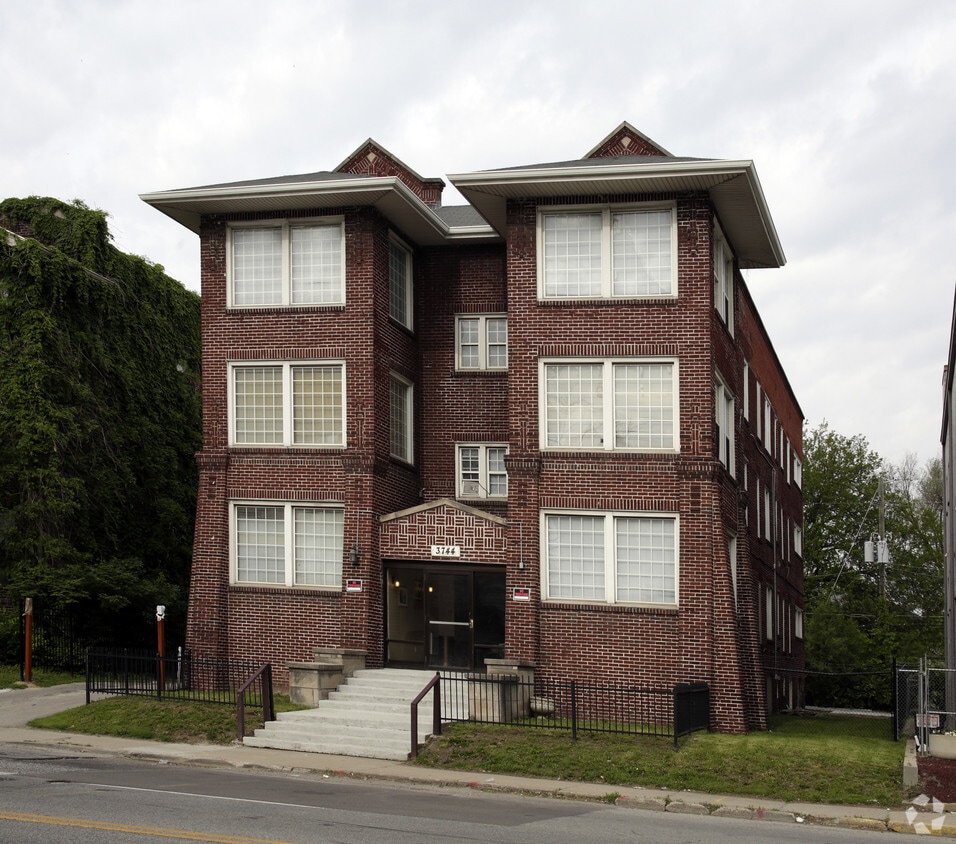 The Tifton Apartments in Indianapolis, IN