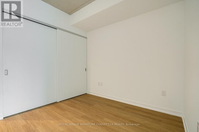 Building Photo - 195 McCaul St