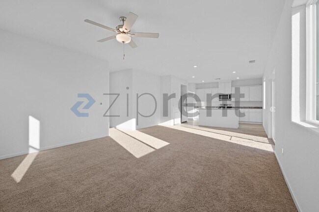 Foto del edificio - 10512 Santana Ln