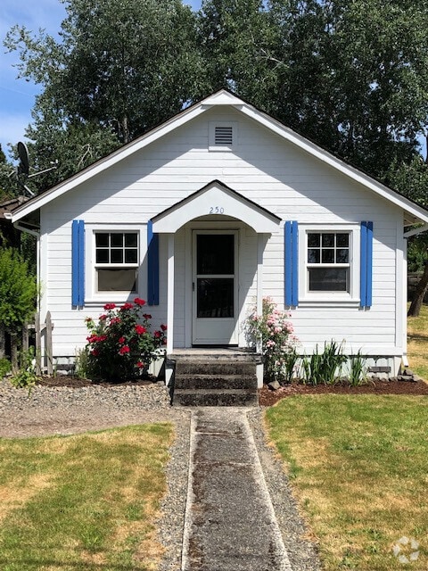 Building Photo - 250 SW 13th St