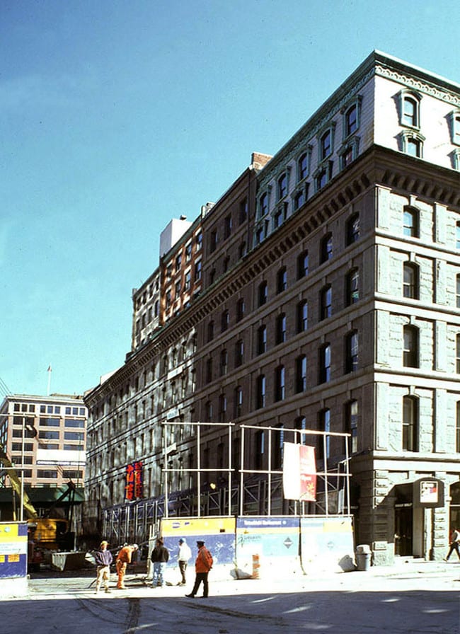 Building Photo - Greenway Place
