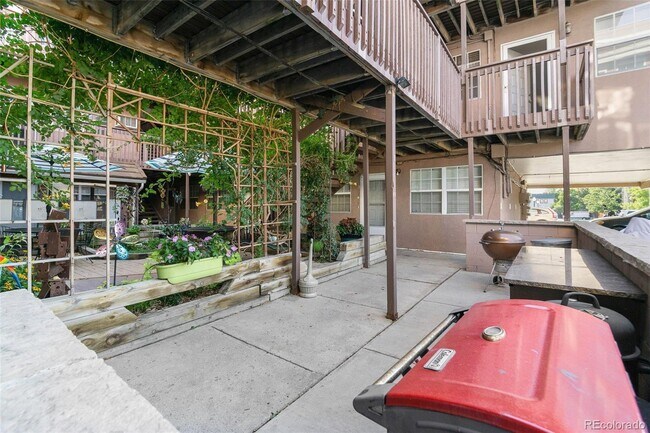 Foto del edificio - **Application Pending**  Downtown Littleton Condo - 2-Story - 2 Bedroom, 2 Bathroom (58PR#323)