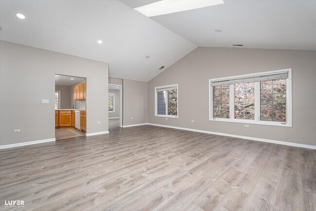 Foto del edificio - 7424 Lincoln Ave