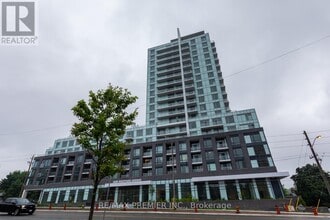 Building Photo - 3220 Sheppard Ave E