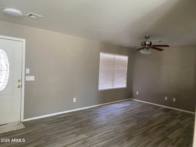 Foto del edificio - 15791 W Caribbean Ln