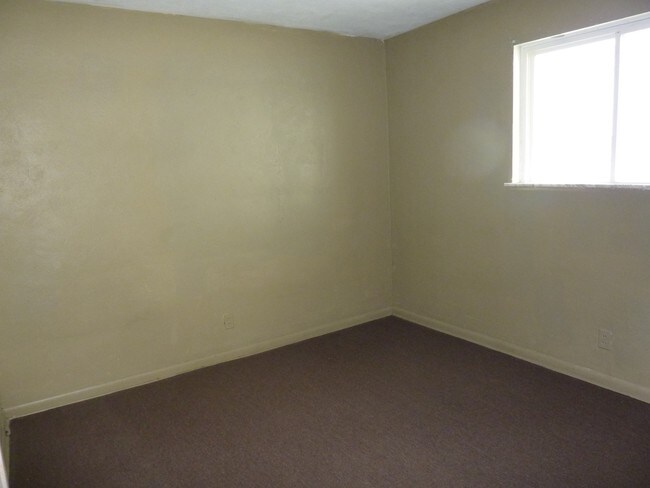 Foto del edificio - 824 E. Stewart Street