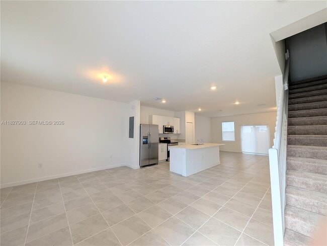 Building Photo - 1172 SE 1st Ave