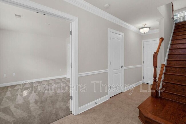 Foto del edificio - 415 N Upton Ct