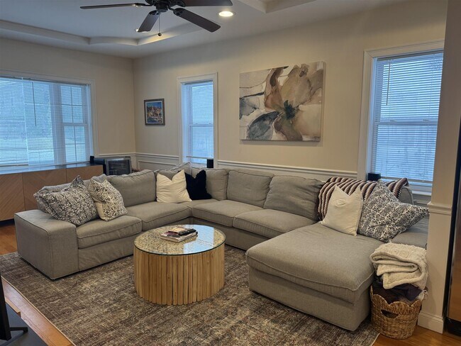 Foto del edificio - 11 Winthrop Ct