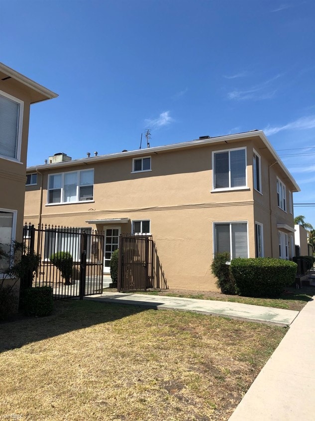 Primary Photo - 3602 W 60th St
