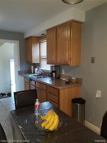 Foto del edificio - 23935 Edward St