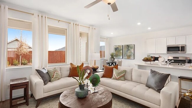 Building Photo - **MOVE IN READY HOME**