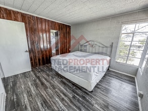 Building Photo - 207 N Alameda St