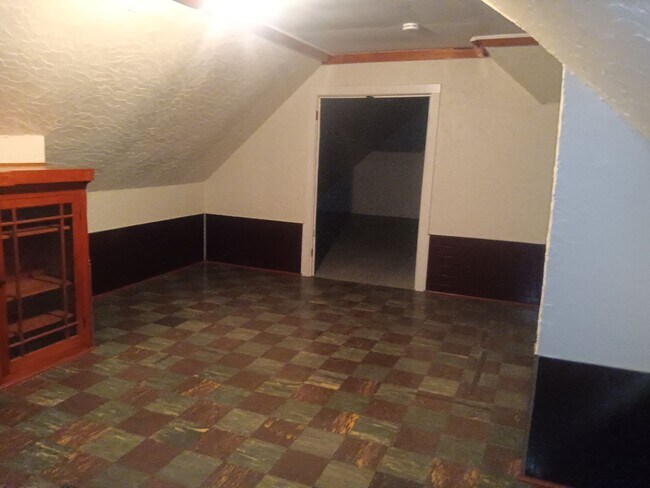 Foto del edificio - RENT SPECIAL! 1/2 OFF FIRST MONTH RENT! 3 ...