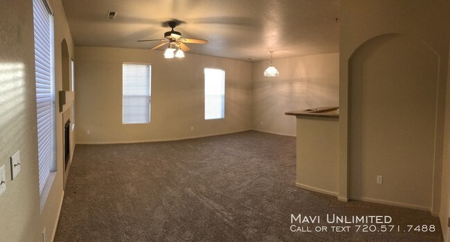Building Photo - 12740 Jasmine St