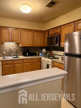 Foto del edificio - 1216 Dogwood Ct