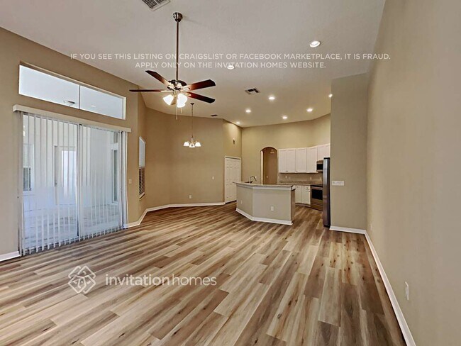 Foto del edificio - 13407 Paloma Dr