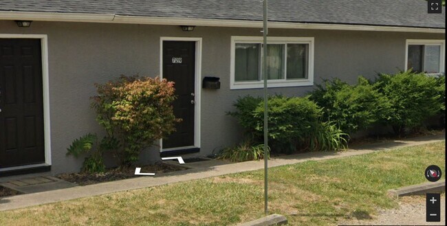 Foto del edificio - 729 E Sycamore St