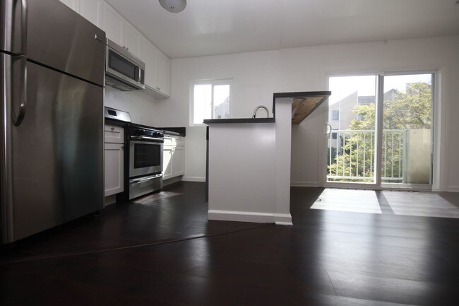 Foto del edificio - 321 S Berendo St