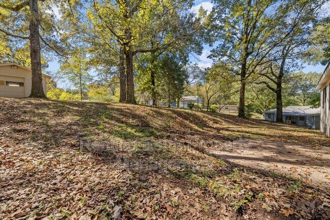 Foto del edificio - 405 18th Ave NW