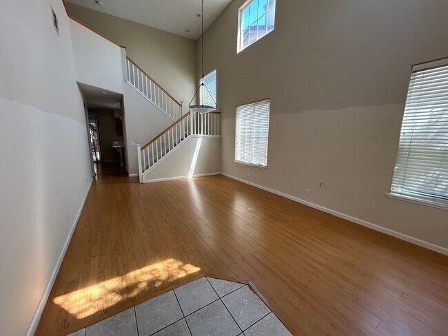 Foto del edificio - 3 Bedroom 2.5 Bathroom Townhouse