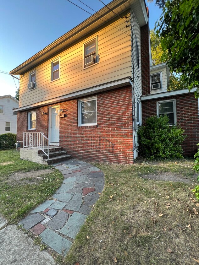 50 State St, Glassboro, NJ 08028 House for Rent in Glassboro, NJ