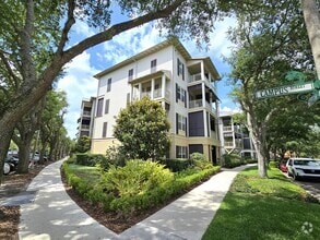 Building Photo - 620 Campus St