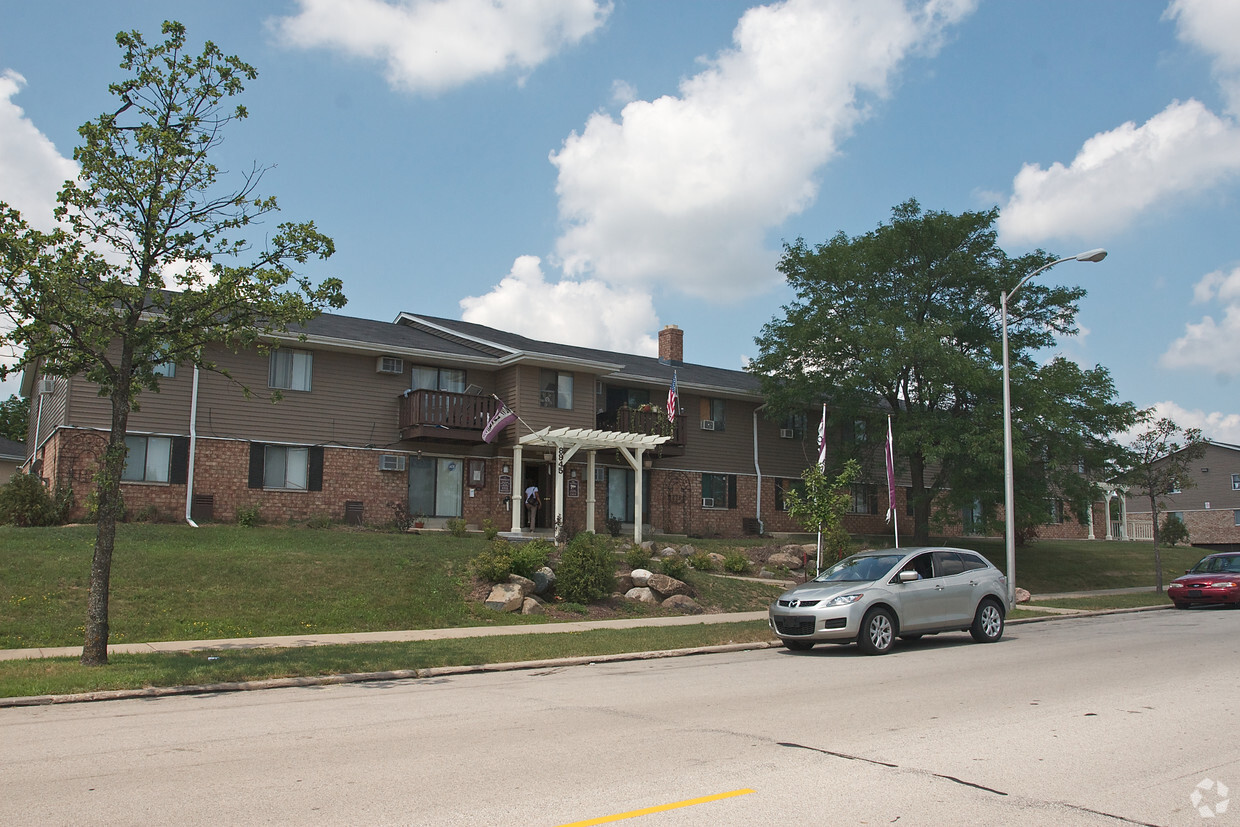 Primary Photo - Greenbrook Place Apartments