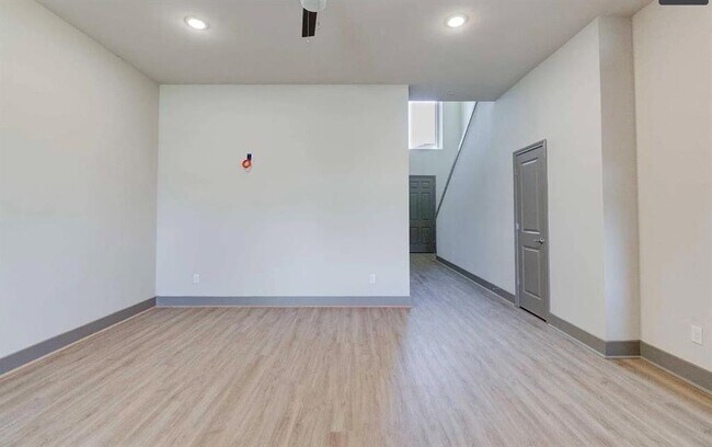 Foto del edificio - 18620 Louetta Creek Dr