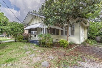 Building Photo - 2811 Forbes St