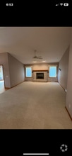 Building Photo - 4202 Greenbriar Dr