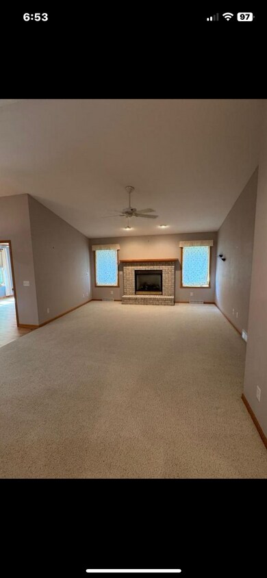 Primary Photo - 4202 Greenbriar Dr