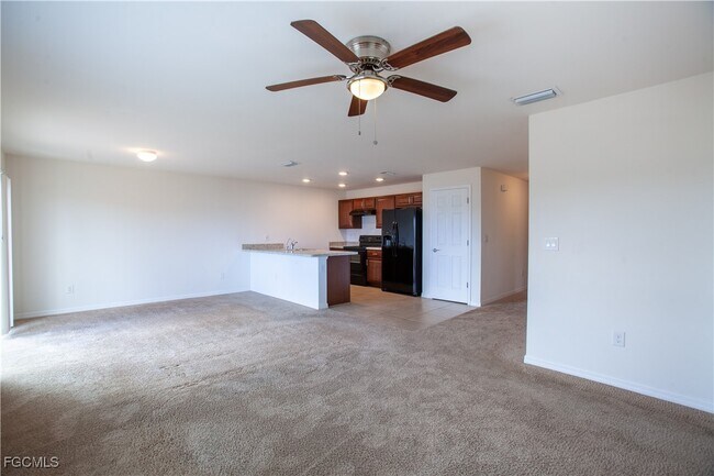 Foto del edificio - 2927 NW 4th Pl