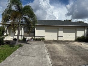 Building Photo - 1415 SE 23rd Pl
