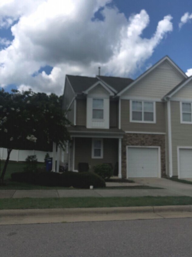 Foto principal - 5051 Sandy Banks Road