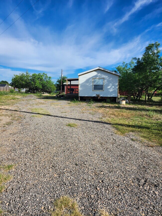 Foto del edificio - 525 Hobby Horse Rd