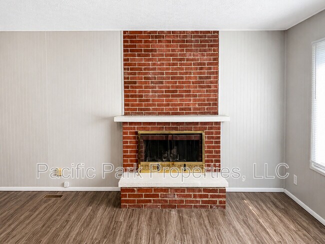Foto del edificio - 2472 Sickle Rd
