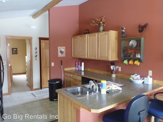 Building Photo - 3 br, 2 bath House - 98 Limber Pine Dr.