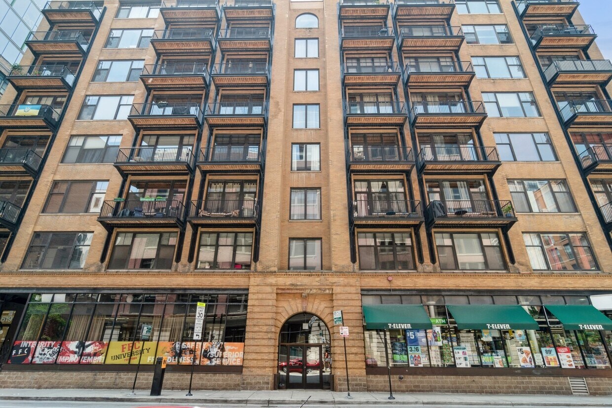 Primary Photo - 625 W Jackson Blvd